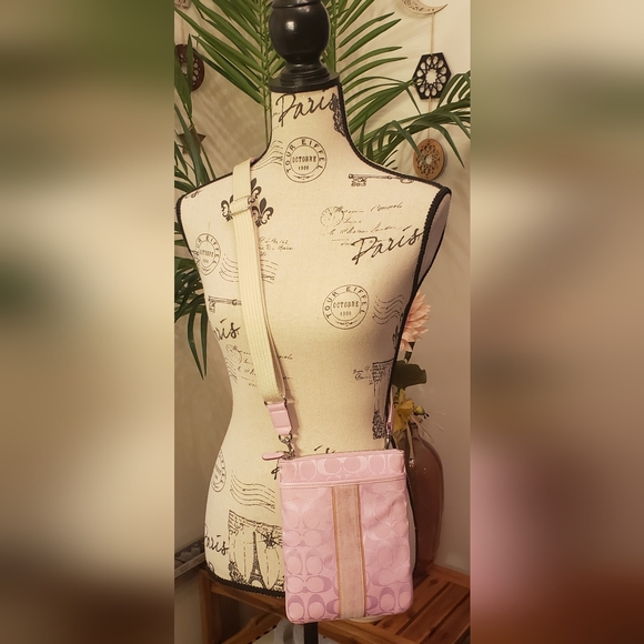 Vintage COACH Cross-Body Bag - Picture 1 of 6